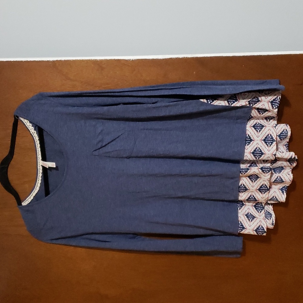 Xhilaration Top Navy with aztec print trim and half back. Size XXL